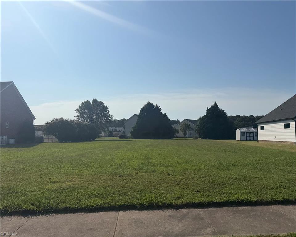 120 Pelican Pointe DR