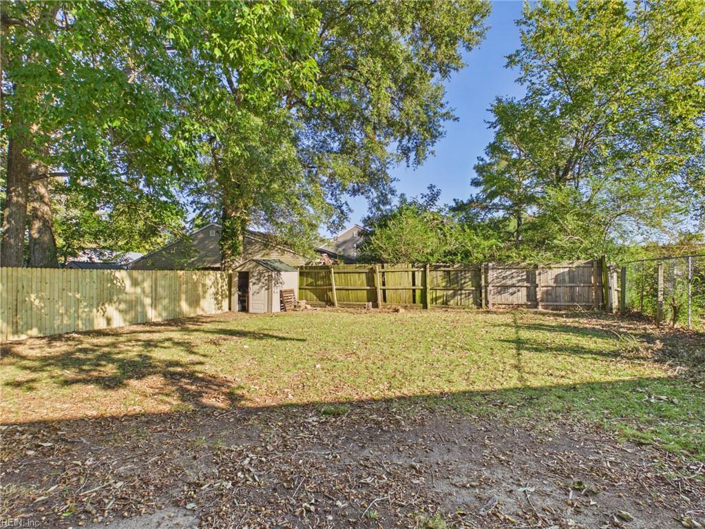 1824 Kathleen CT