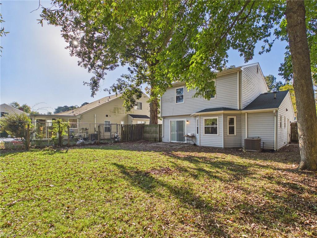 1824 Kathleen CT