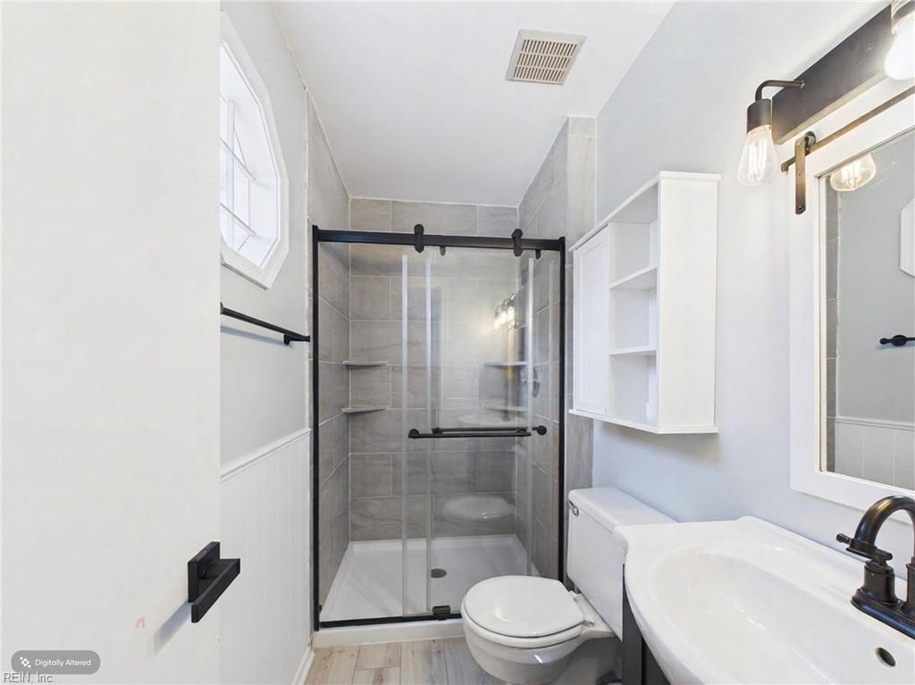1824 Kathleen CT