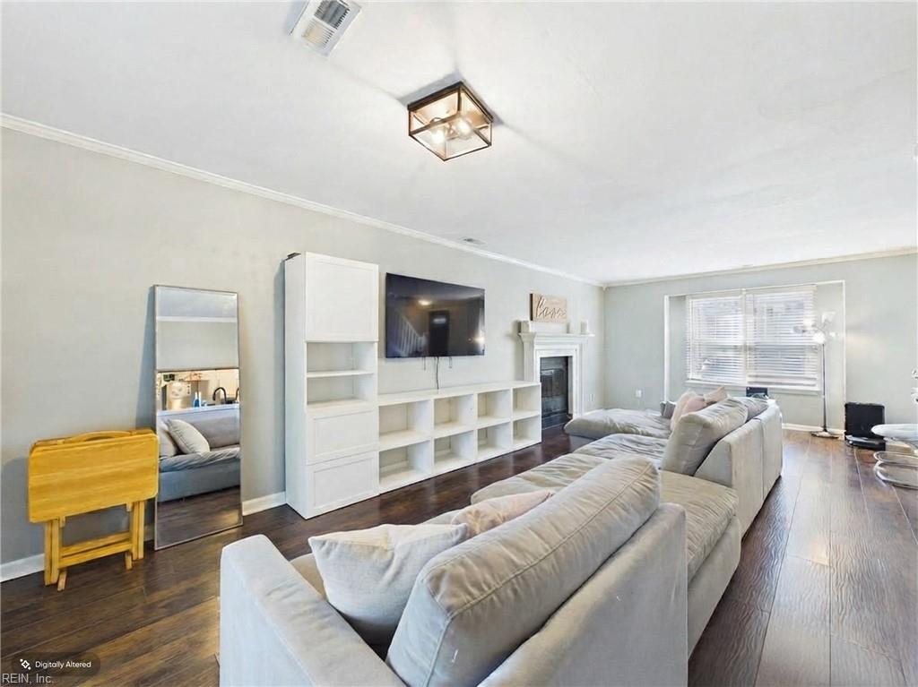 1824 Kathleen CT