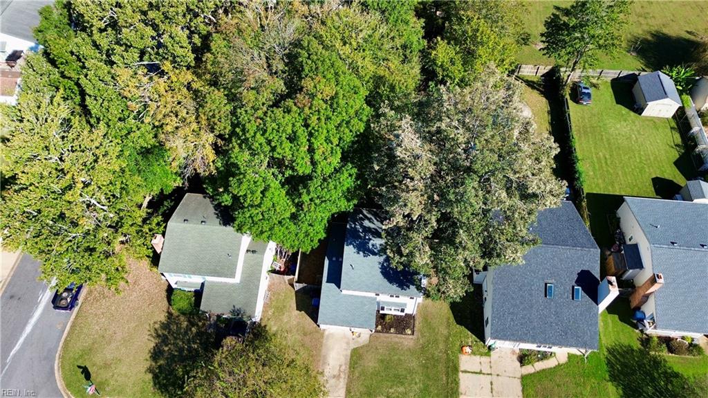 1824 Kathleen CT