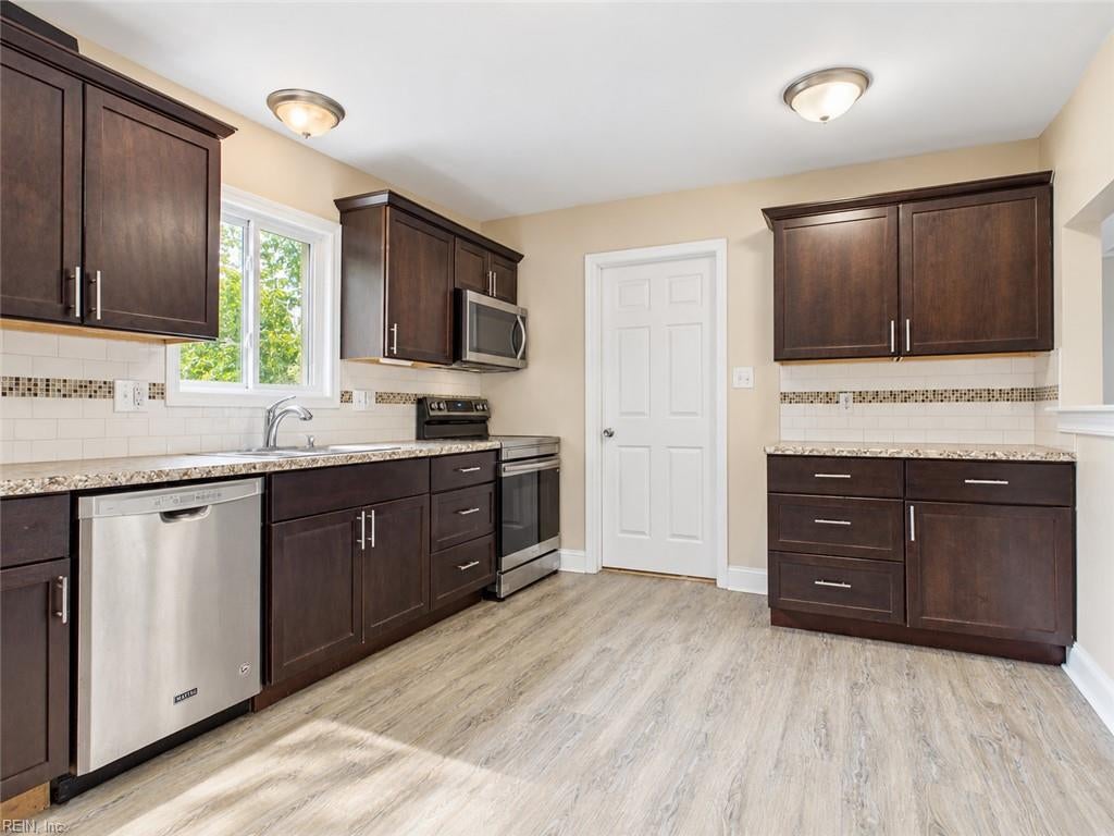 3057 Kenelm DR