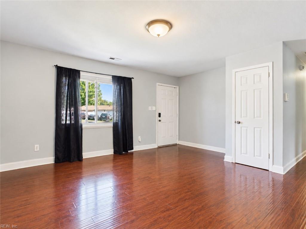 3057 Kenelm DR