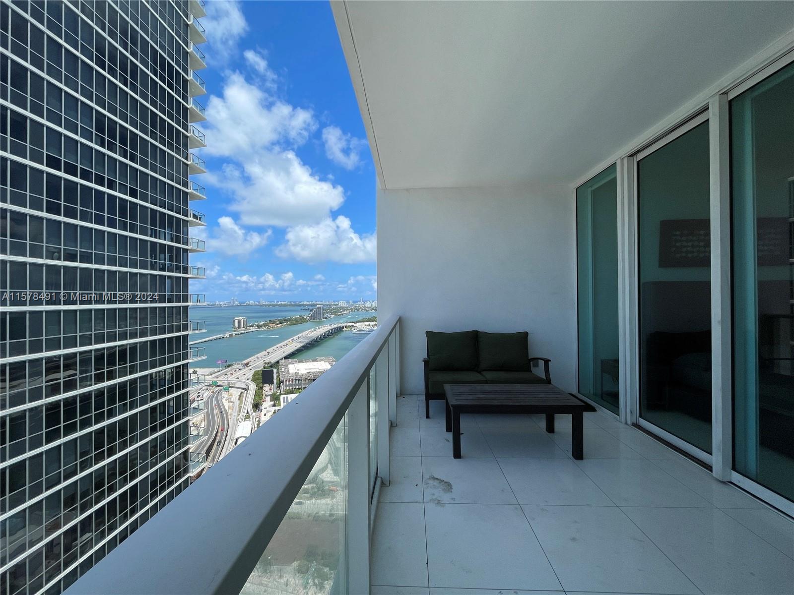 1040 Biscayne Blvd # 3305