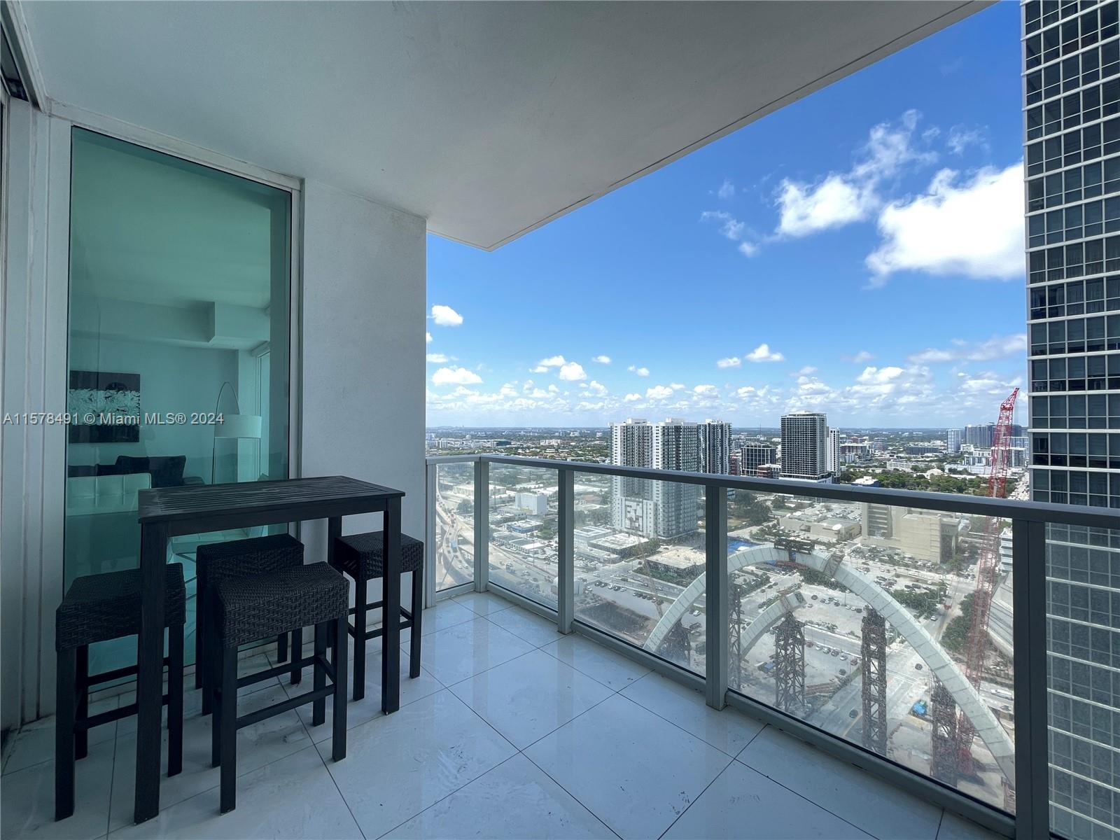 1040 Biscayne Blvd # 3305