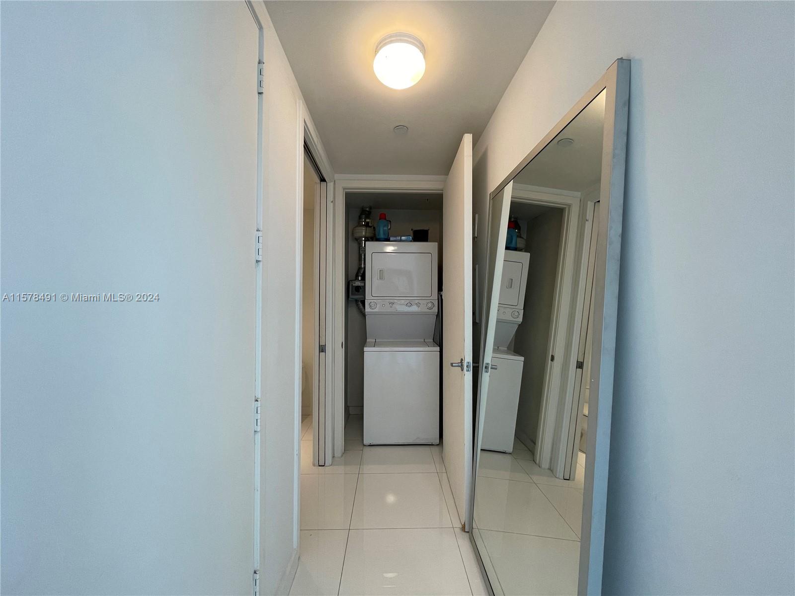 1040 Biscayne Blvd # 3305