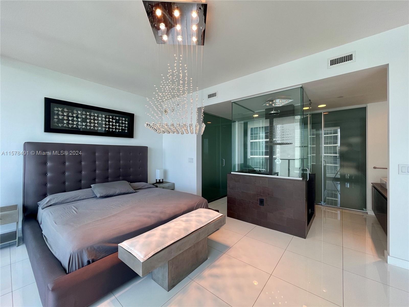 1040 Biscayne Blvd # 3305