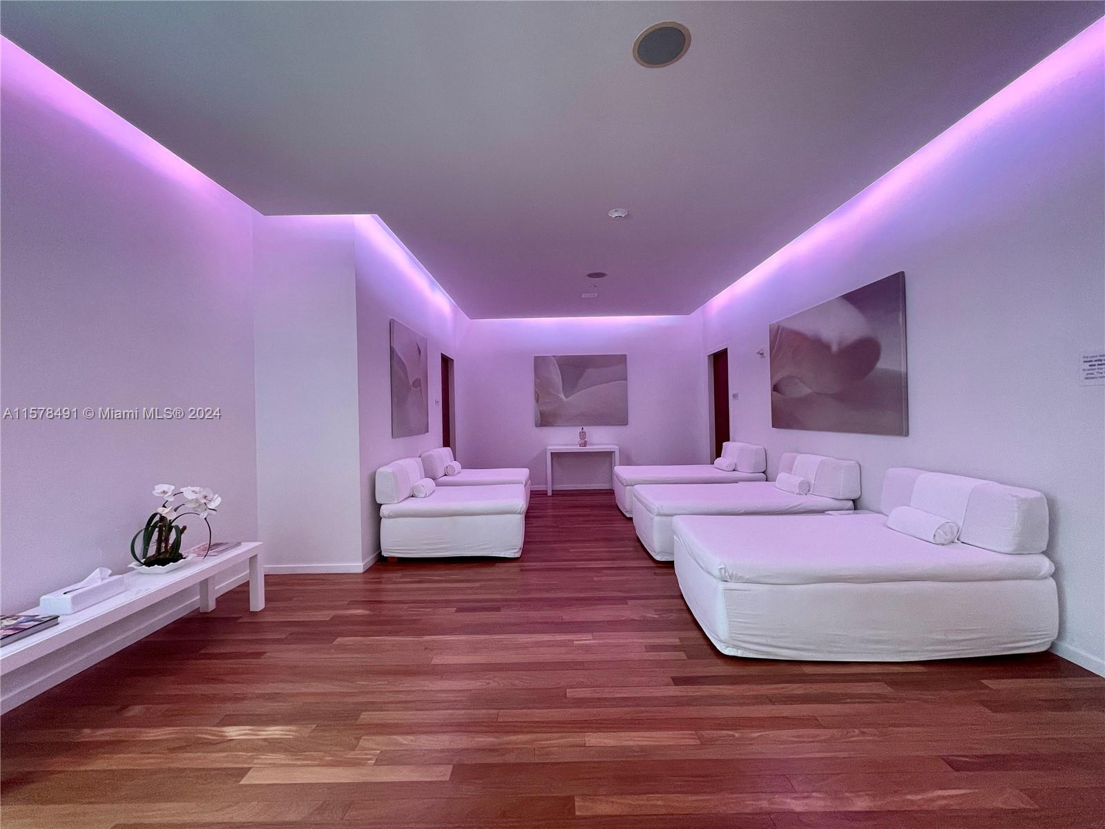 1040 Biscayne Blvd # 3305