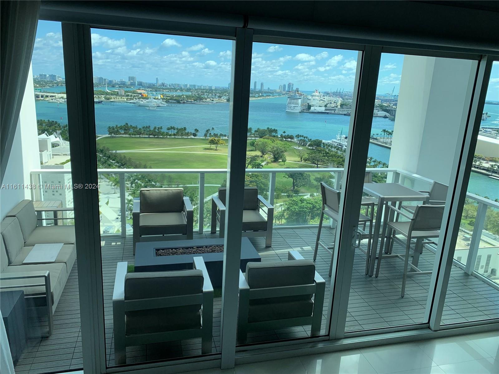 1040 BISCAYNE BLVD # 1701