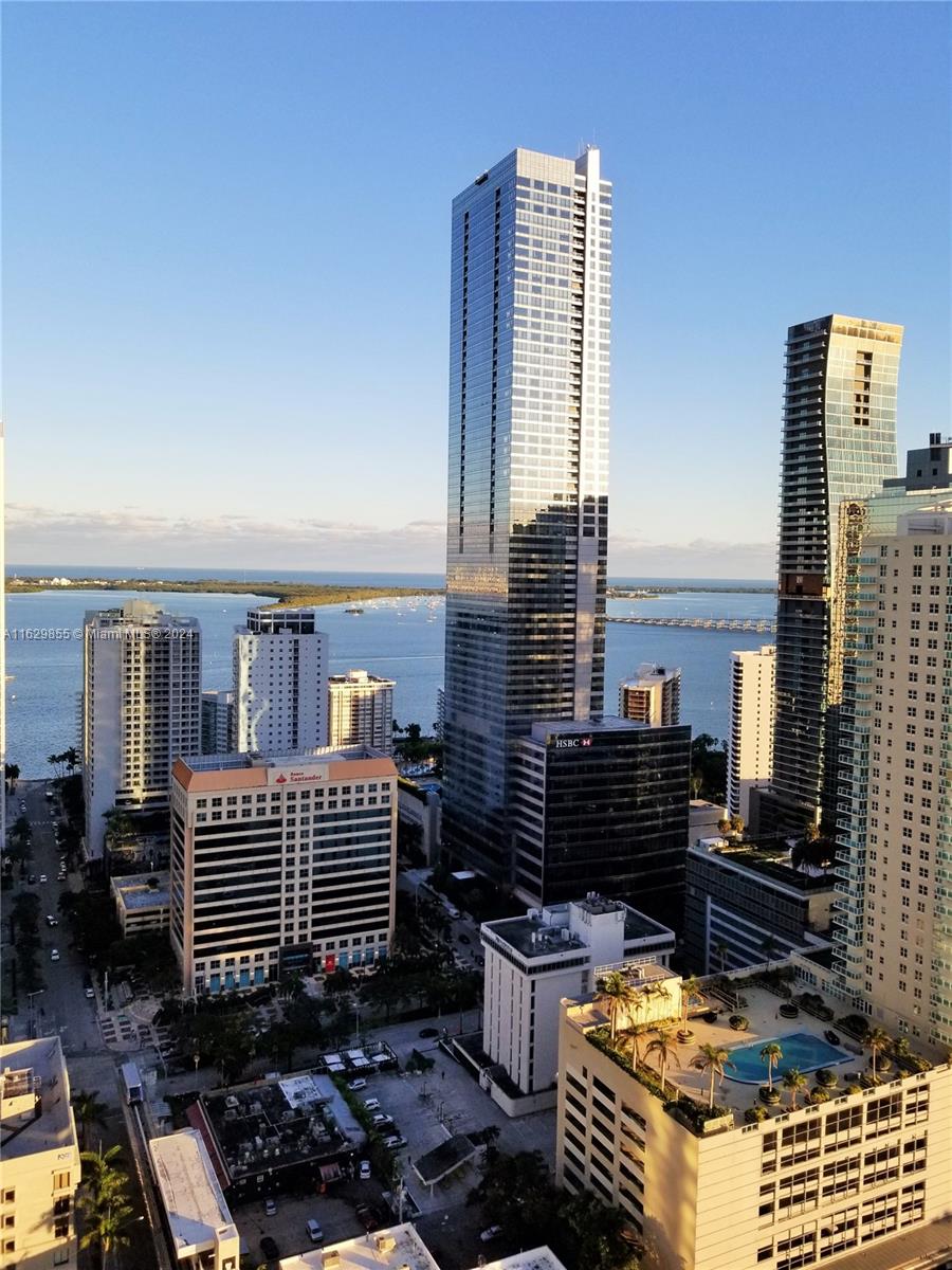 60 SW 13 ST # 3206