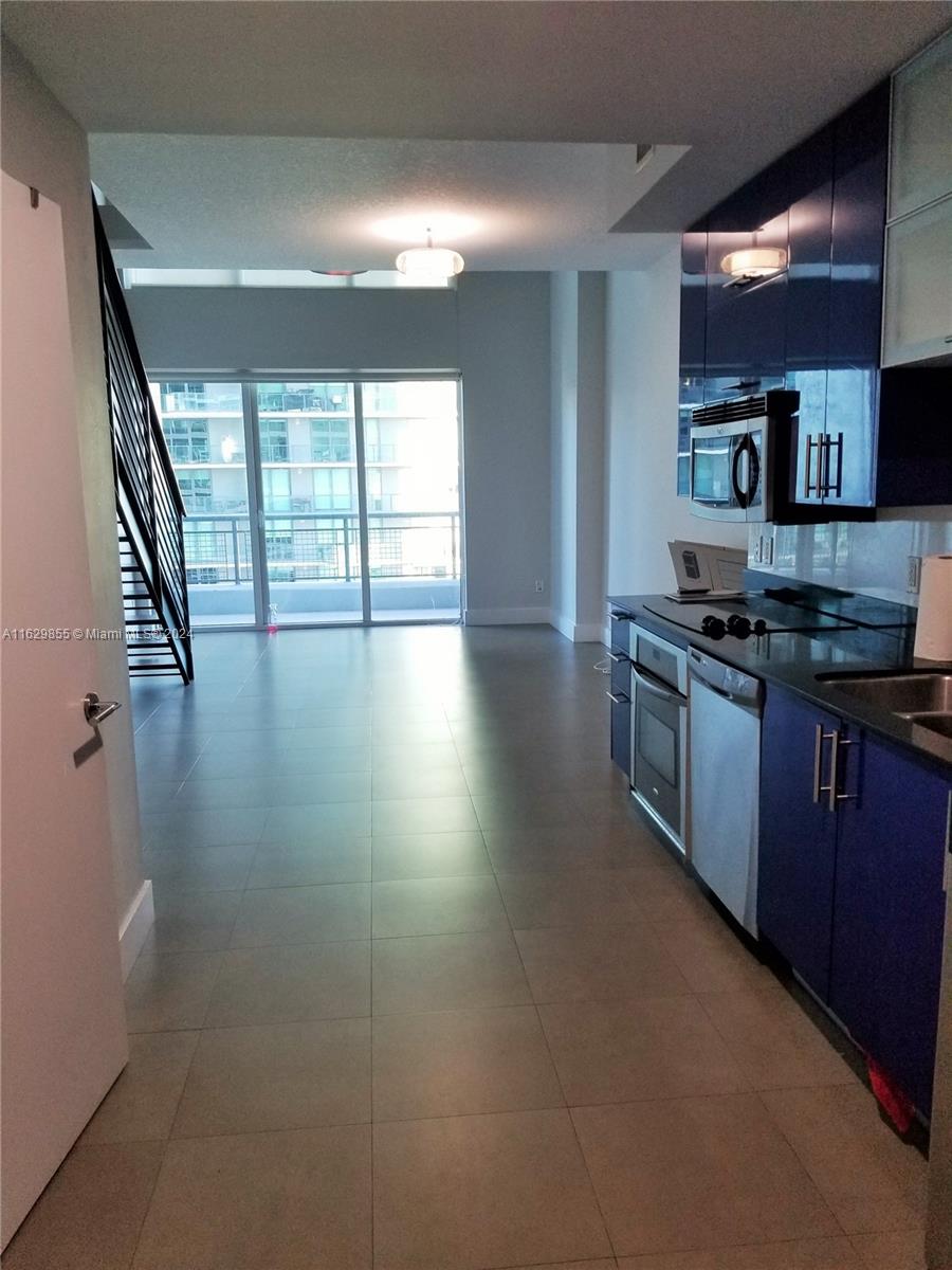 60 SW 13 ST # 3206