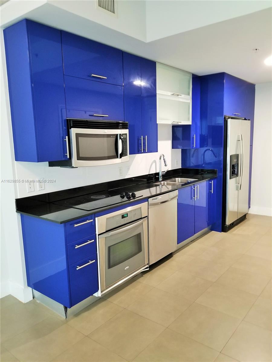 60 SW 13 ST # 3206