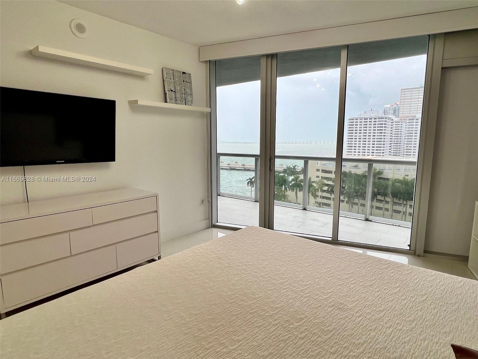 495 Brickell Ave # 1107
