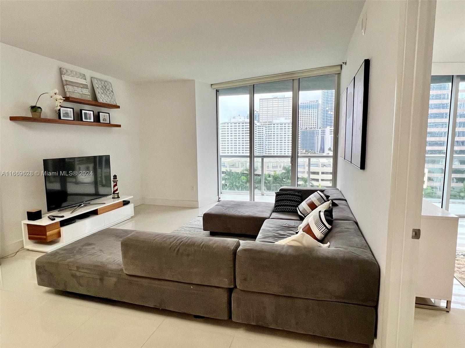 495 Brickell Ave # 1107