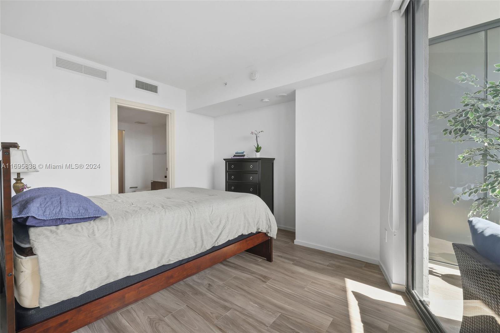 801 S Miami Ave Unit: 4002