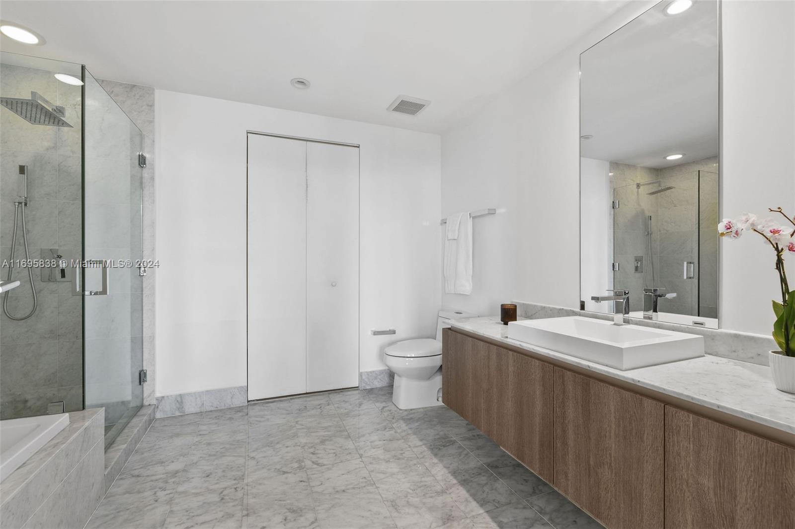 801 S Miami Ave Unit: 4002