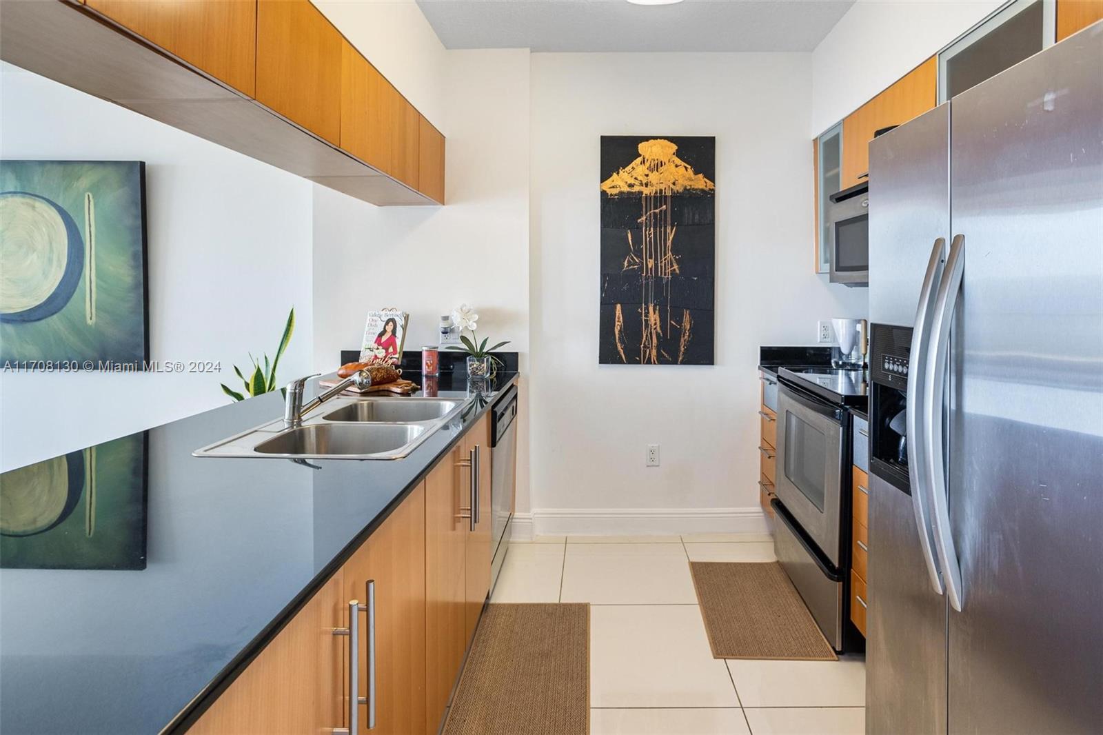 1750 N Bayshore Dr # 3812