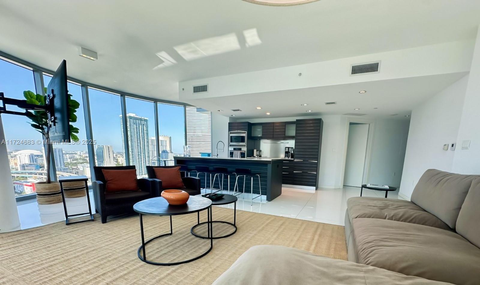 200 Biscayne Boulevard Way # 3102