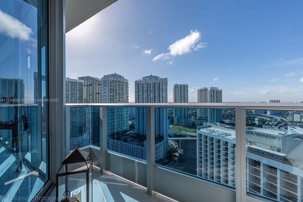 200 Biscayne Boulevard Way # 3102