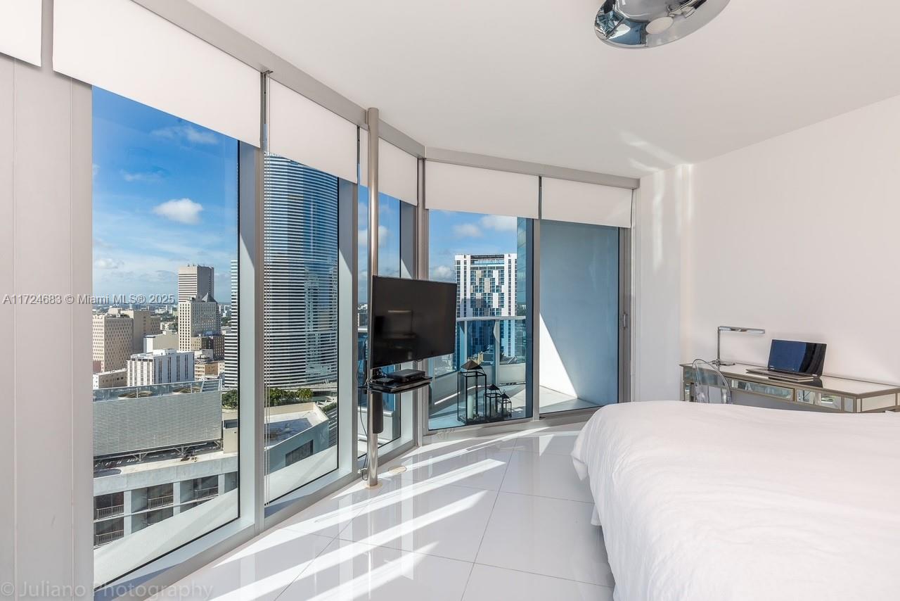 200 Biscayne Boulevard Way # 3102