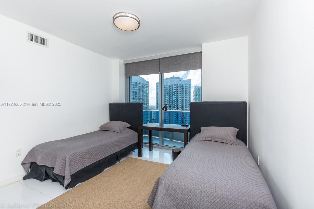 200 Biscayne Boulevard Way # 3102