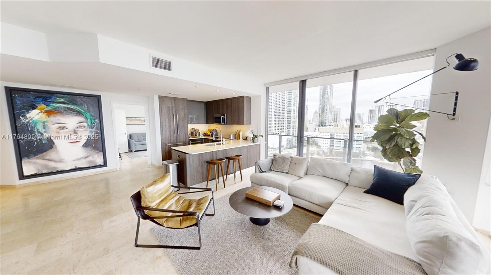 68 SE 6 ST # 1111