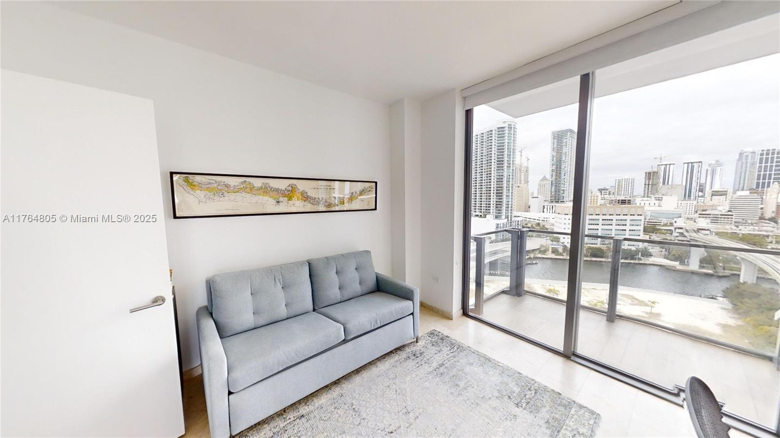 68 SE 6 ST # 1111