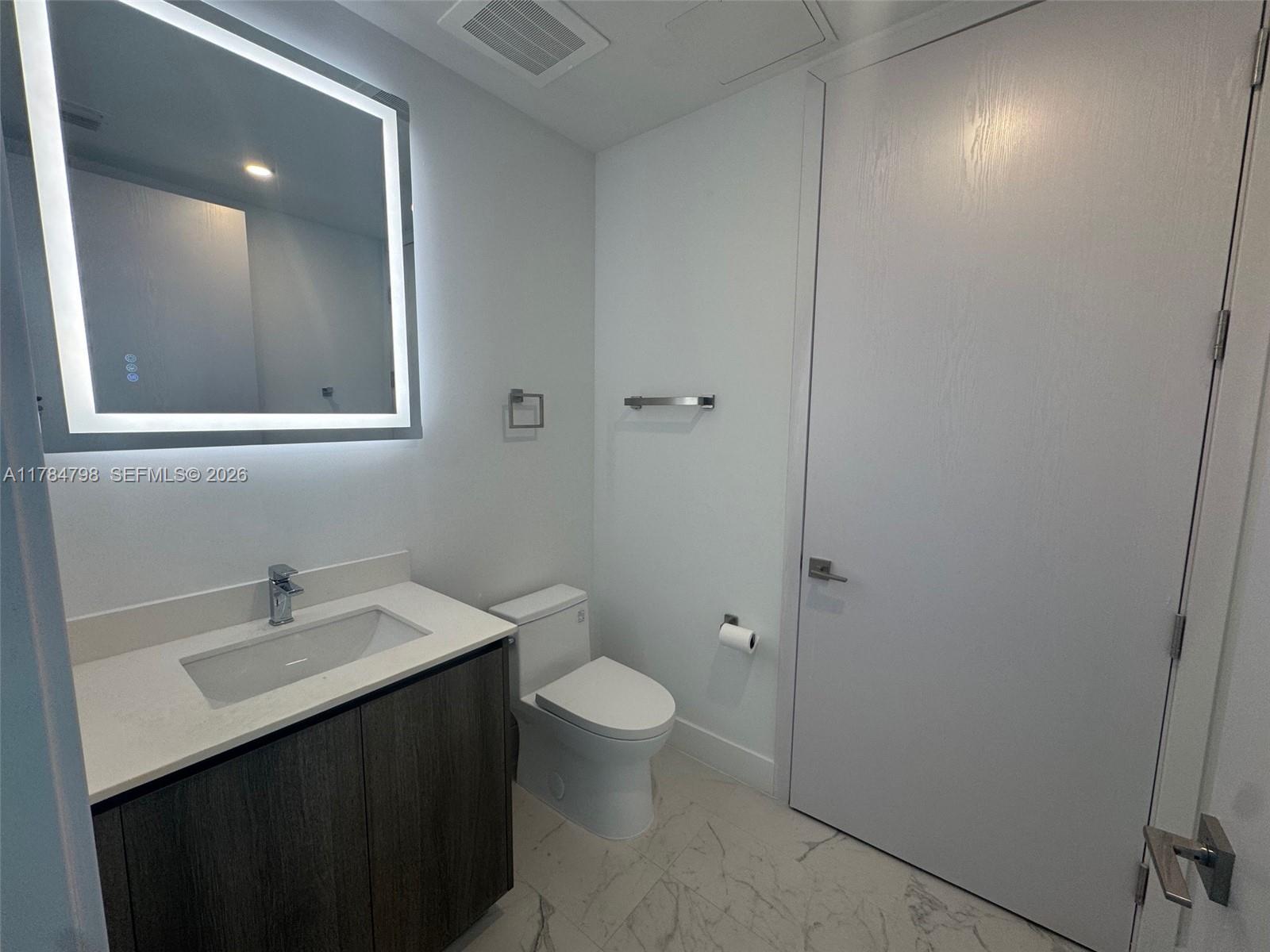 17550 Collins Ave # 1005