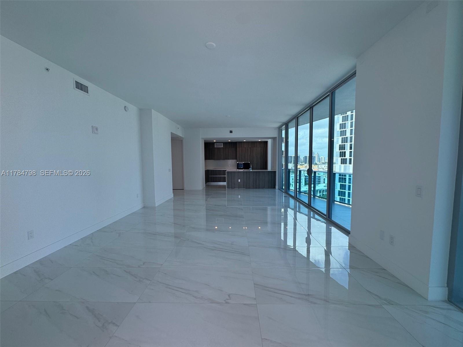 17550 Collins Ave # 1005