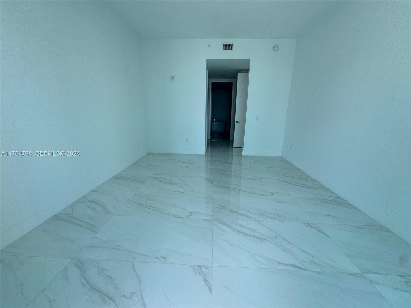 17550 Collins Ave # 1005