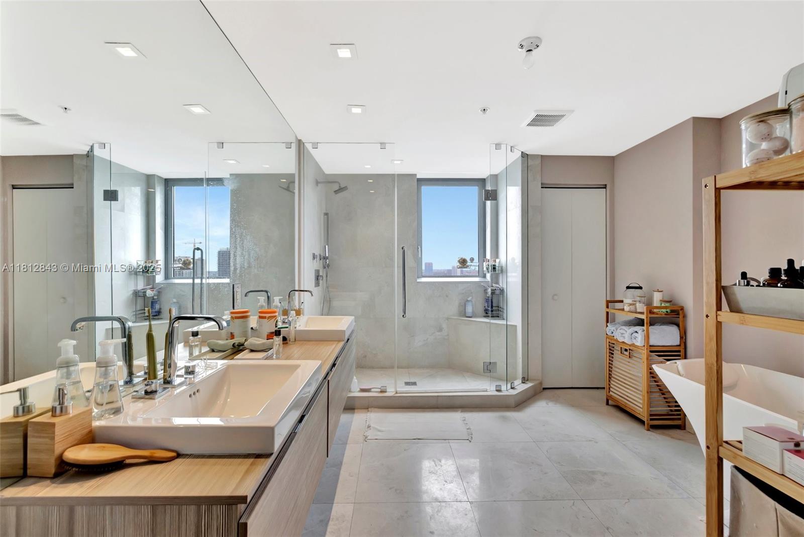 17111 Biscayne Blvd # 2308