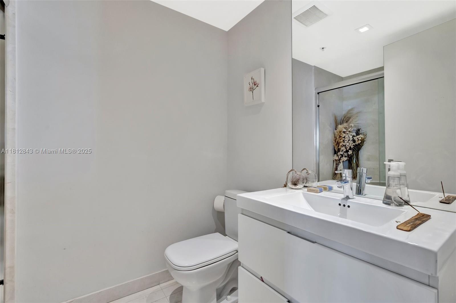 17111 Biscayne Blvd # 2308