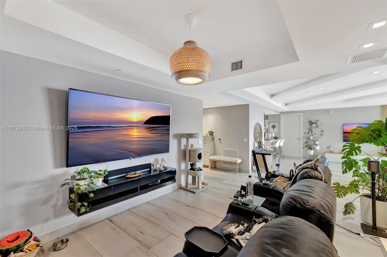 17111 Biscayne Blvd # 2308