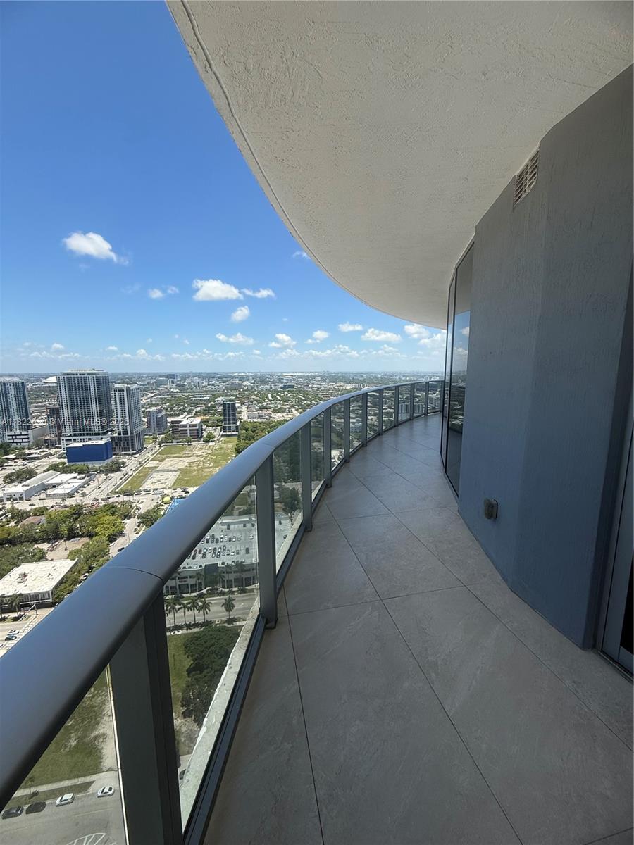 488 NE 18th St # 4200