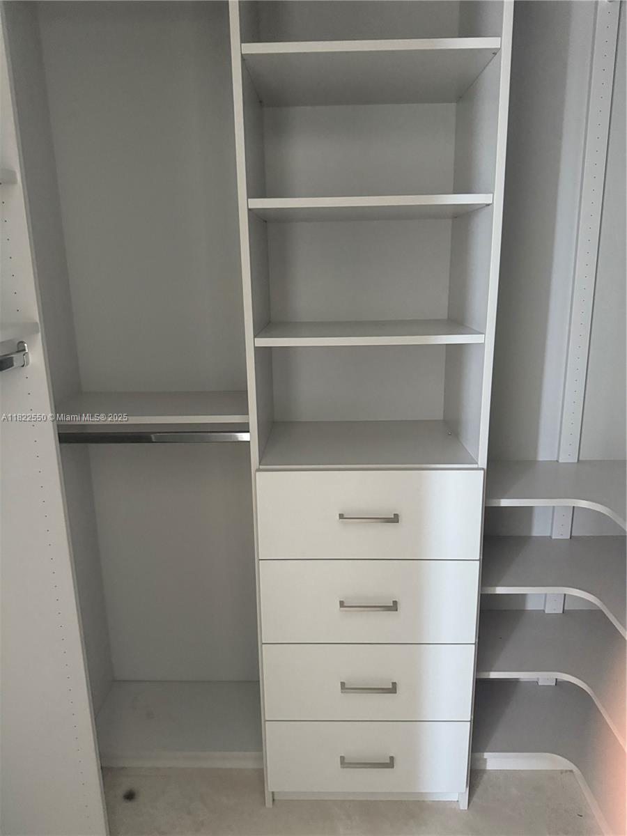 488 NE 18th St # 4200