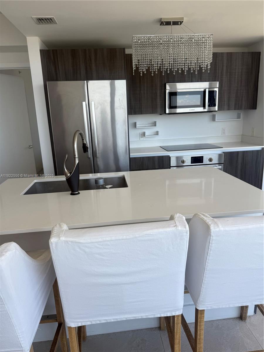 488 NE 18th St # 4200