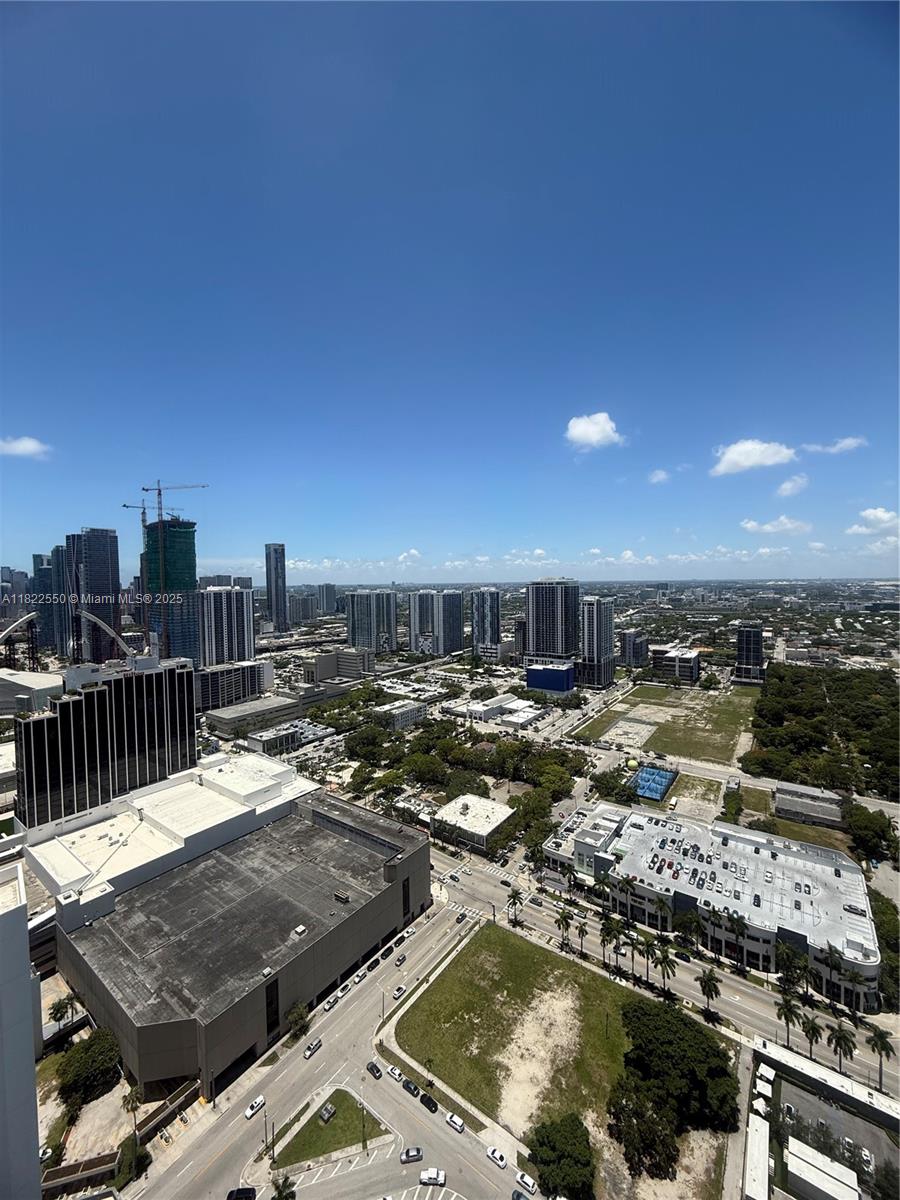 488 NE 18th St # 4200