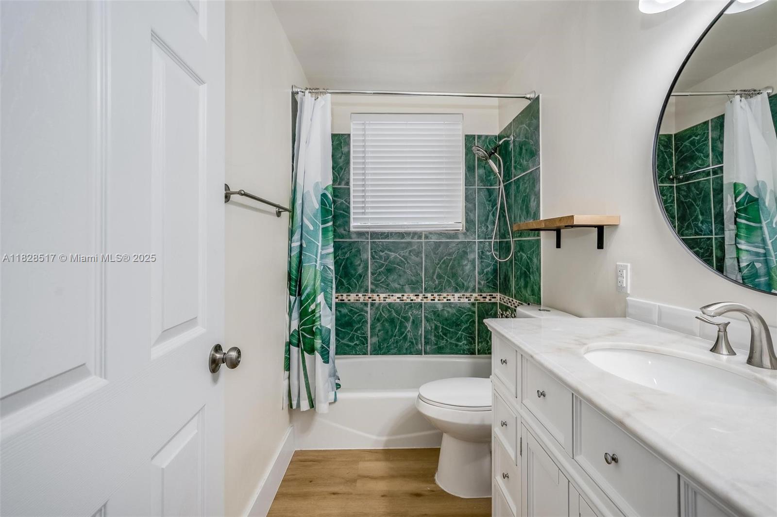 1751 Washington Ave # 3G