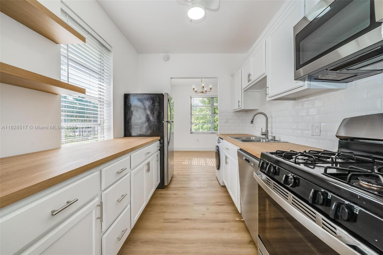 1751 Washington Ave # 3G
