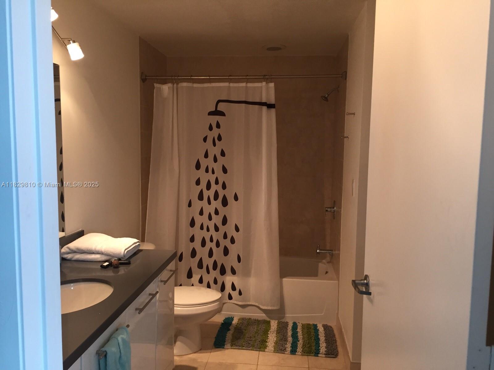 90 SW 3rd St # 4205
