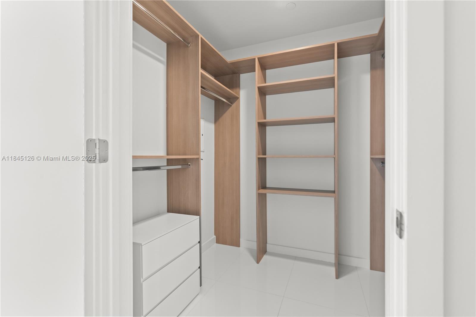 851 NE 1st Ave # 3007