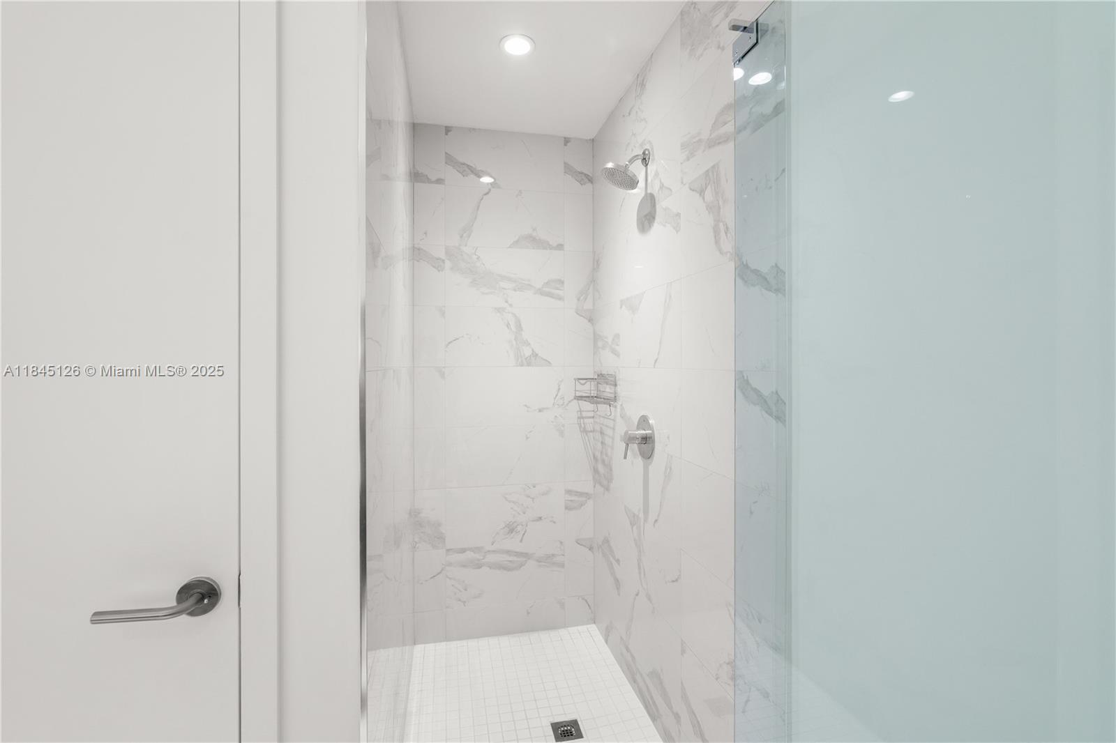 851 NE 1st Ave # 3007