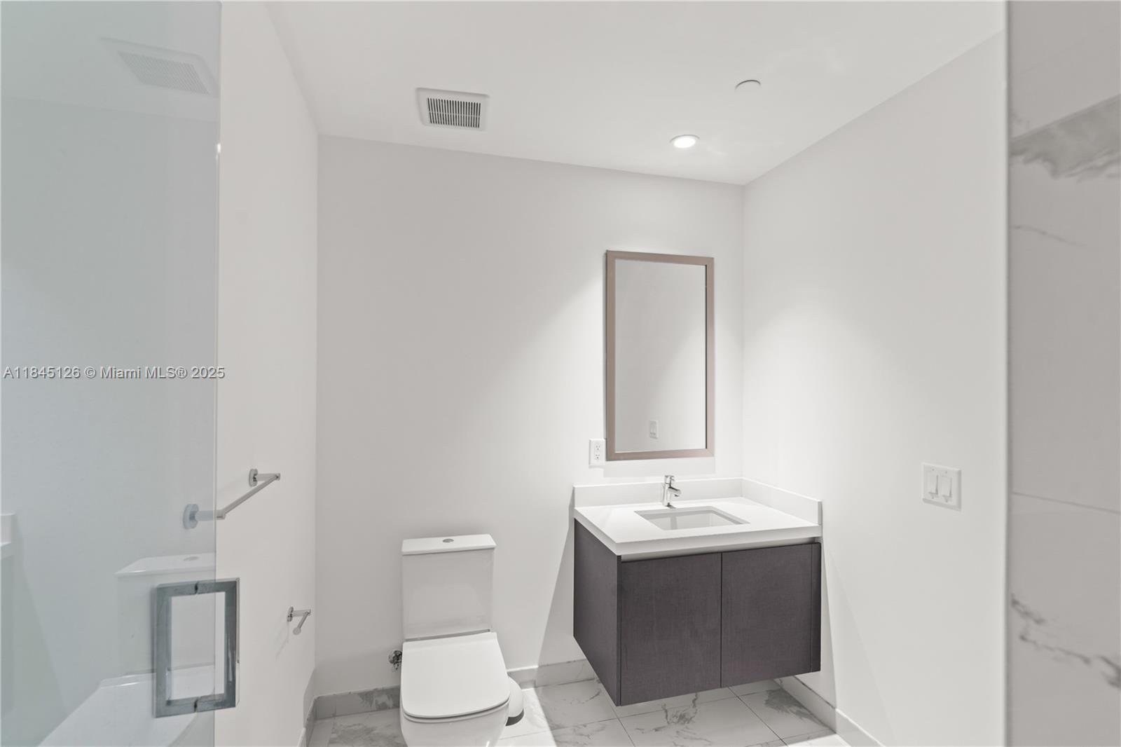 851 NE 1st Ave # 3007