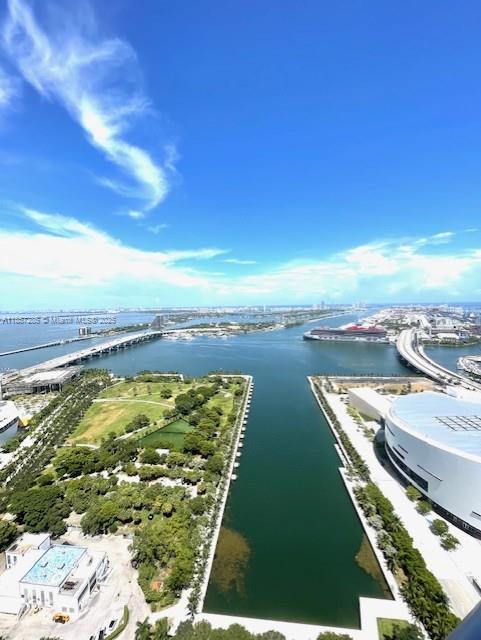 888 Biscayne Blvd # 4310