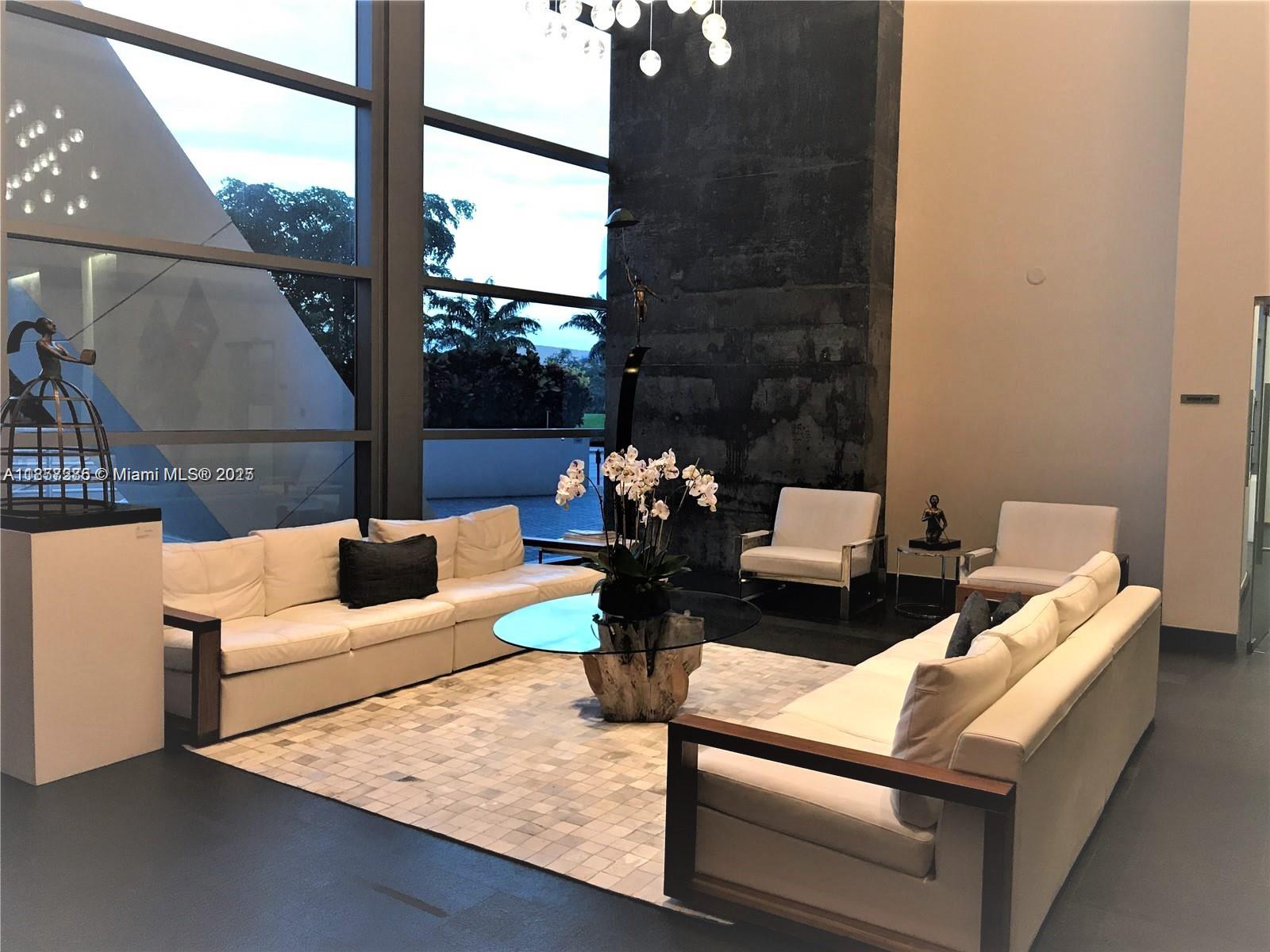 888 Biscayne Blvd # 4310