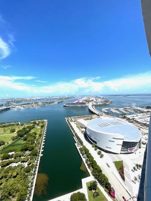 888 Biscayne Blvd # 4310