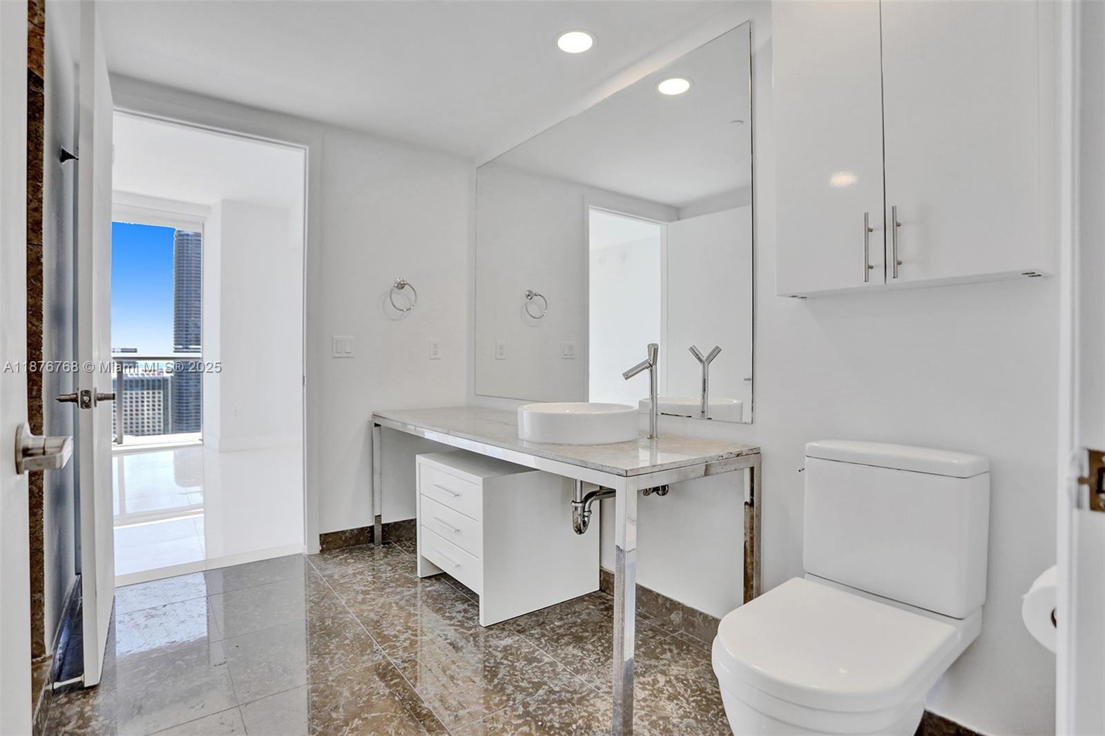 495 Brickell Ave # 4405