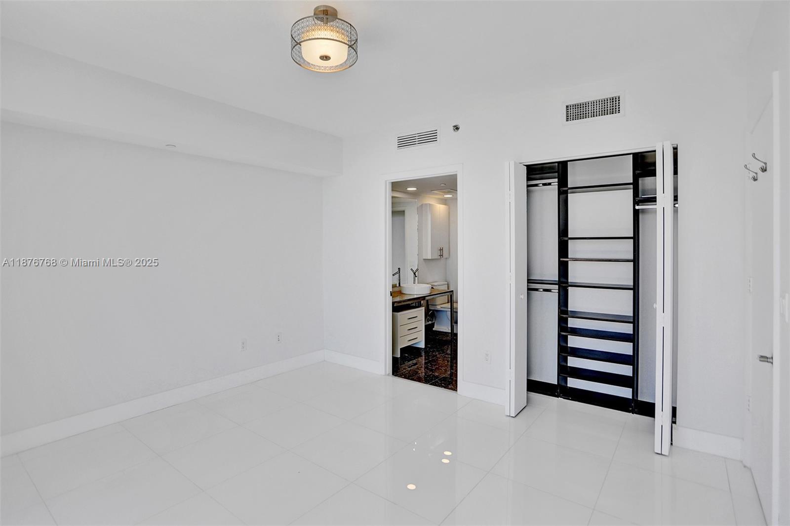 495 Brickell Ave # 4405