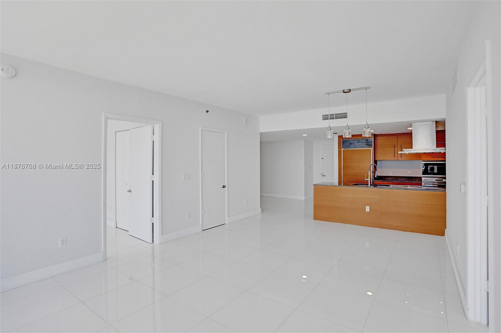 495 Brickell Ave # 4405